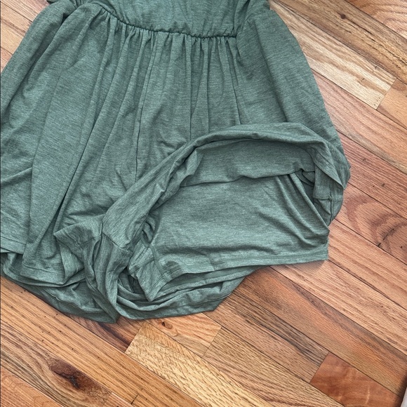 NWT Halara Pocket 2-in-1 Romper-Easy Peezy Edition Size XL Light Green - Picture 8 of 13